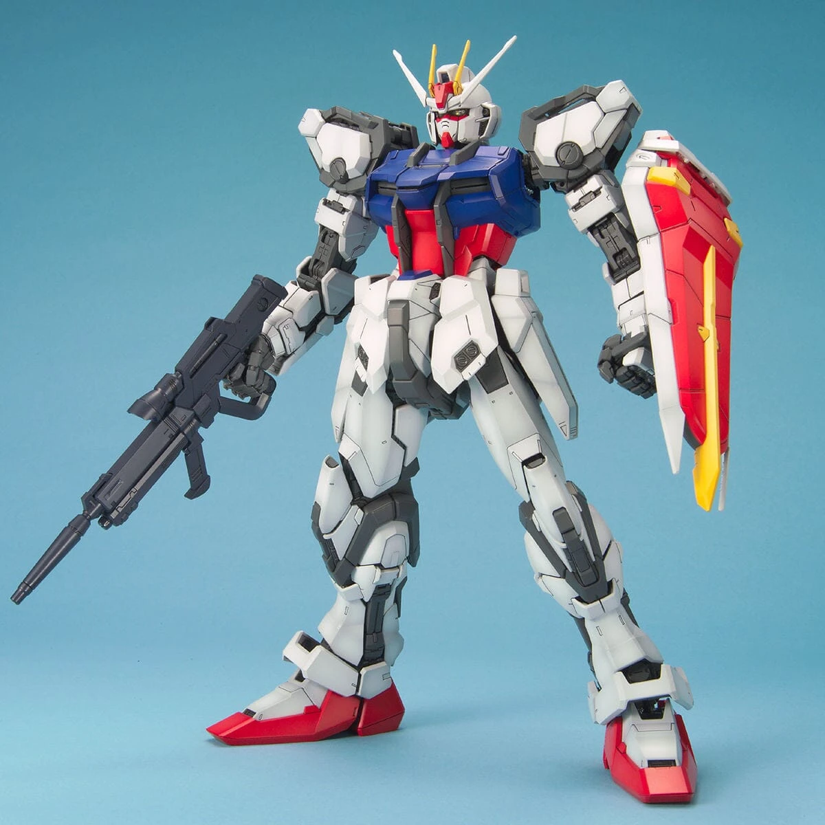 Bandai PG 1/60 Strike Gundam - Image 3