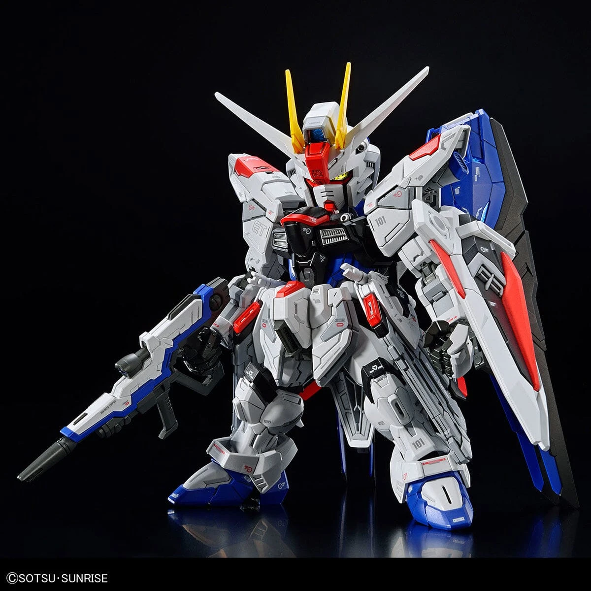Bandai MGSD Freedom Gundam - Image 3