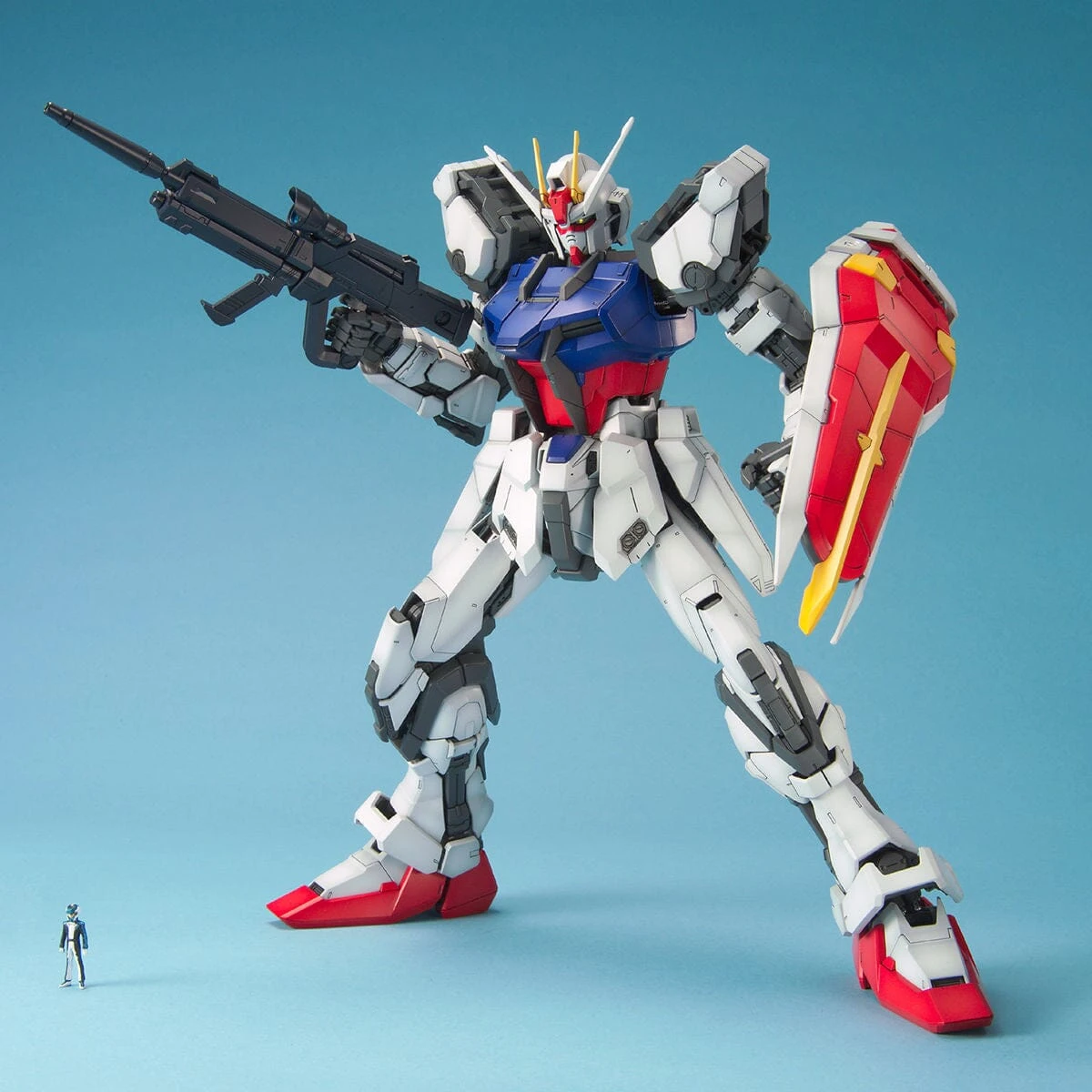 Bandai PG 1/60 Strike Gundam - Image 9