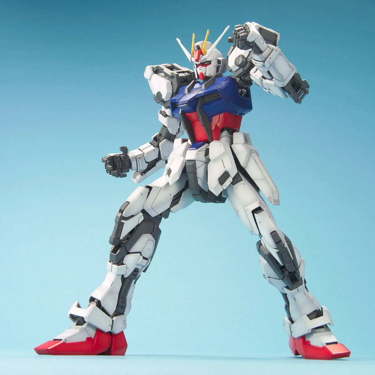 Bandai PG 1/60 Strike Gundam - Image 12