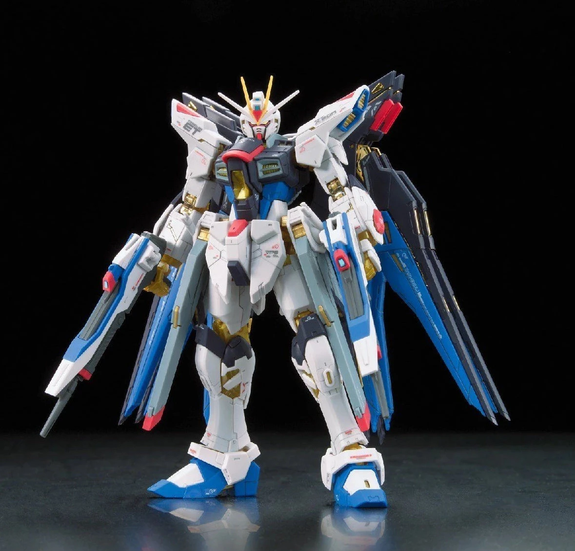 Bandai RG 1/144 #14 Strike Freedom Gundam - Image 3